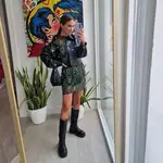 Paula Echevarría con minivestido y botas altas de Mango