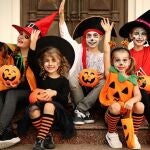 Riesgo de asfixia por cordones demasiado largos o piezas pequeñas, peligro de algunos disfraces de Halloween, según OCU