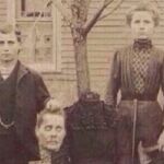 Imagen retocada de la familia Buckley, protagonistas de una de las leyendas más populares de Halloween