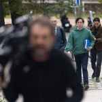 Francisco Nicolás Gómez Iglesias, conocido como ‘El Pequeño Nicolás’, a su llegada a la Audiencia Provincial de Madrid, a 25 de octubre de 2022, en Madrid (España)
