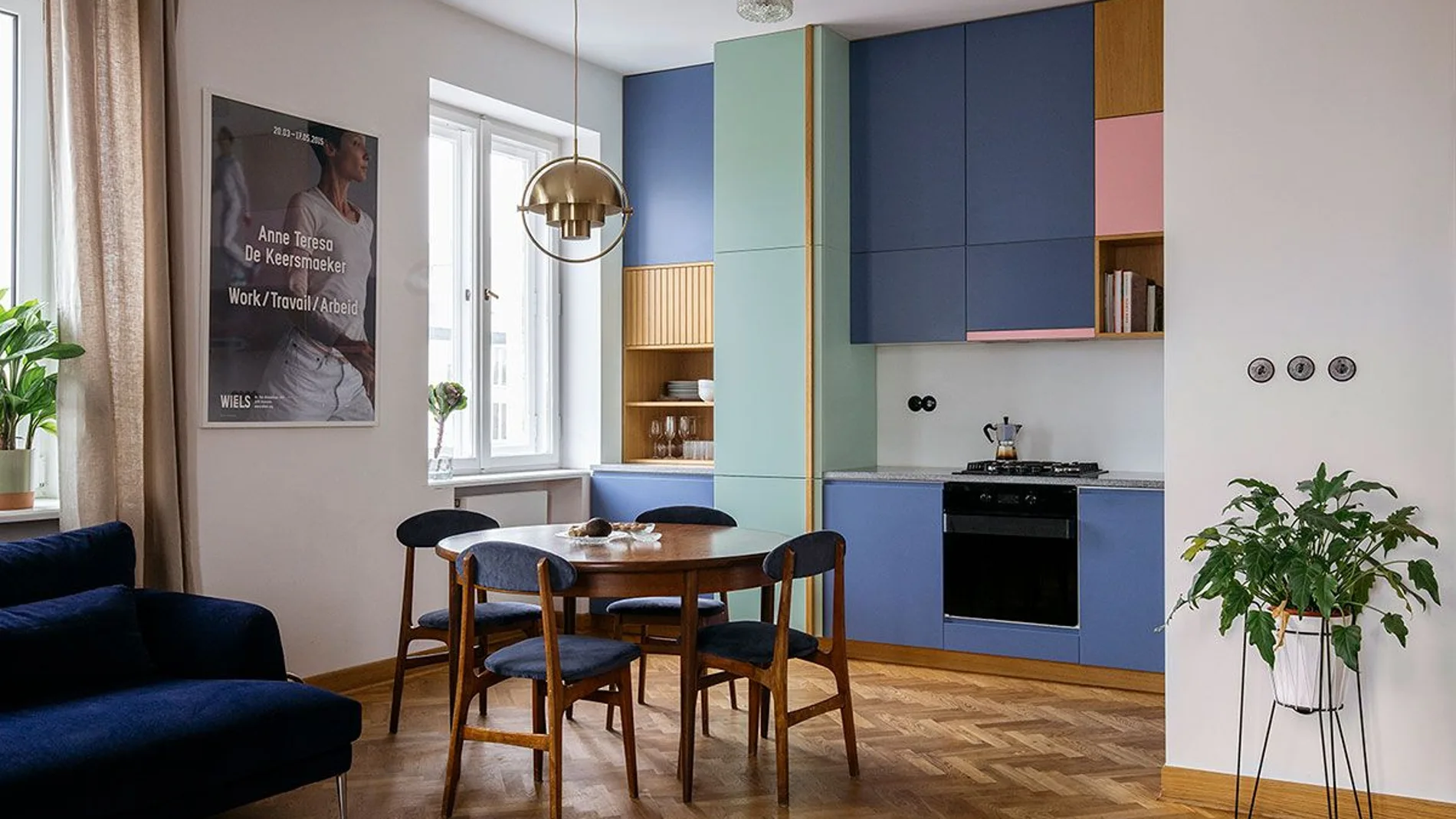 Tendencia a la vista: tiñe de colores los muebles de tu cocina