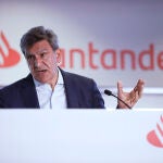 El consejero delegado del Banco Santander, José Antonio Álvarez, durante la rueda de prensa ofrecida este miércoles para presentar los resultados de Grupo del tercer trimestre