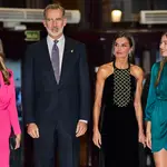 Los Reyes don Felipe y doña Letizia, con la presencia de la Princesa de Asturias y la Infanta Sofía, presiden este jueves en Oviedo el XXX Concierto Premios Princesa de Asturias, en el que la cantaora Carmen Linares y la bailaora María Pagés, Premio Princesa de Asturias de las Artes 2022, comparten escenario veinticinco años después de su última actuación juntas.