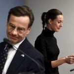 El primer ministro sueco, Ulf Kristersson, y la primera ministra finlandesa, Sanna Marin