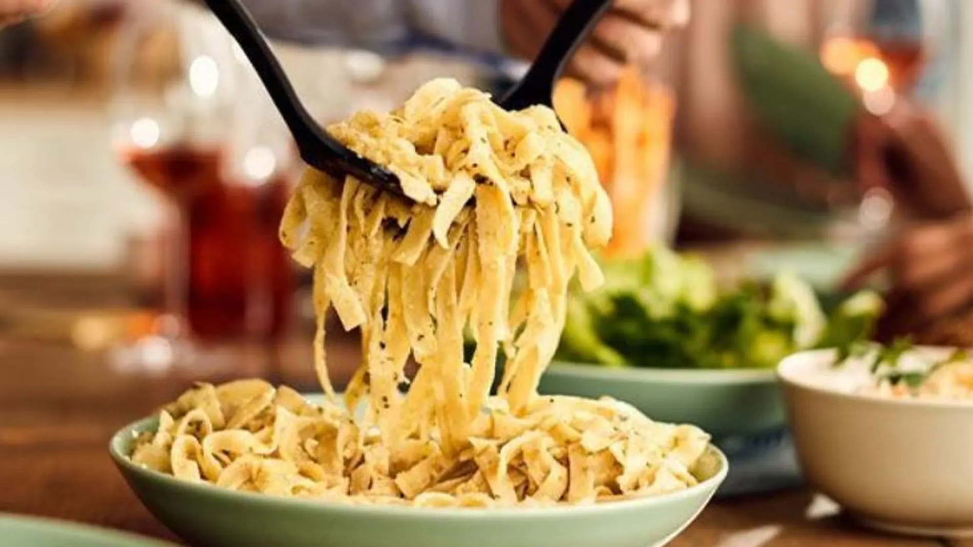 El ingrediente que uso para hacer carbonara en lugar de la nata es barato
