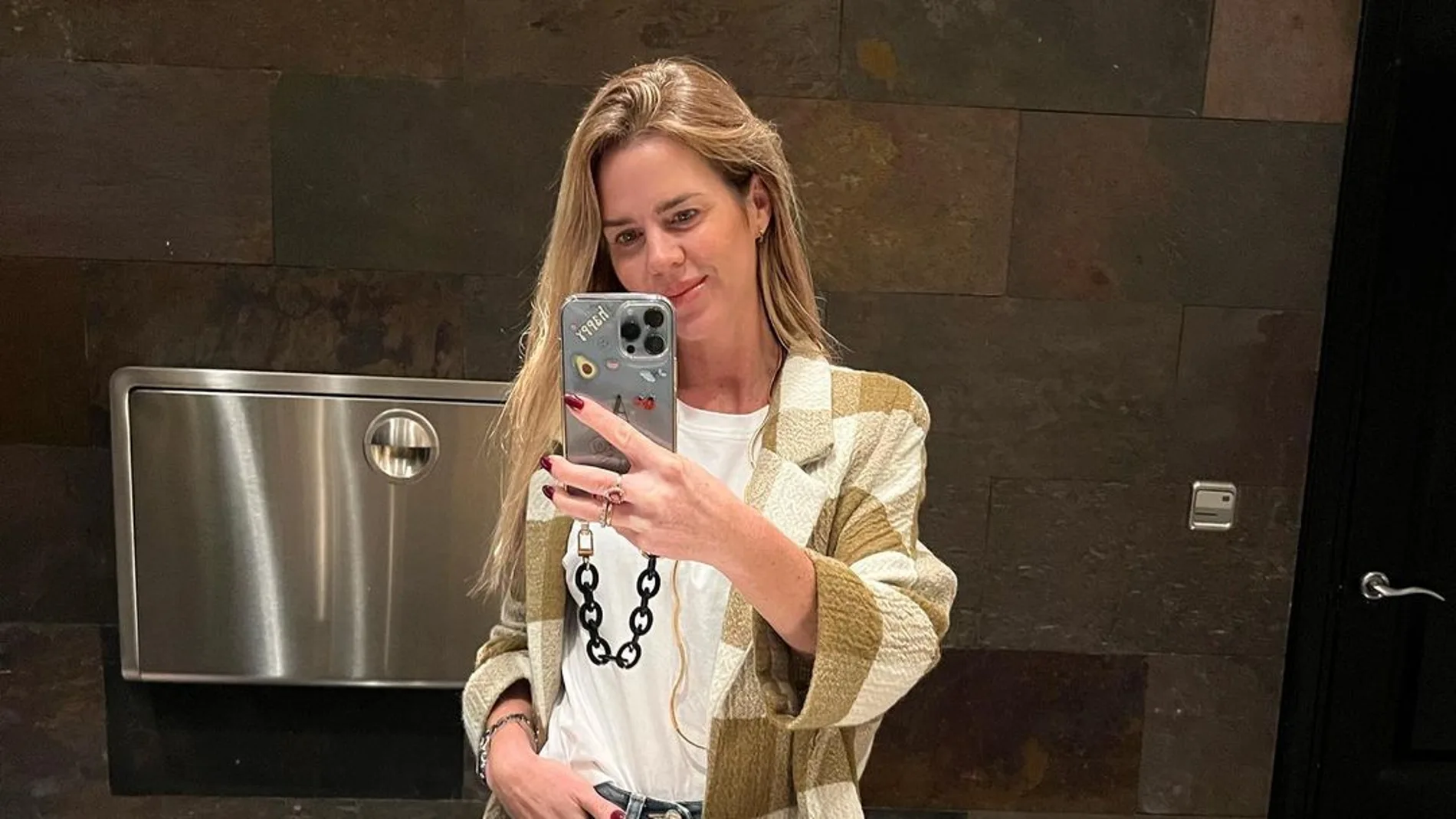 Amelia Bono con pantalón vaquero de Zara