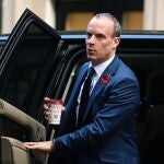 El nuevo ministro de Justicia británico, Dominic Raab, llegando recientemente a Downing Street