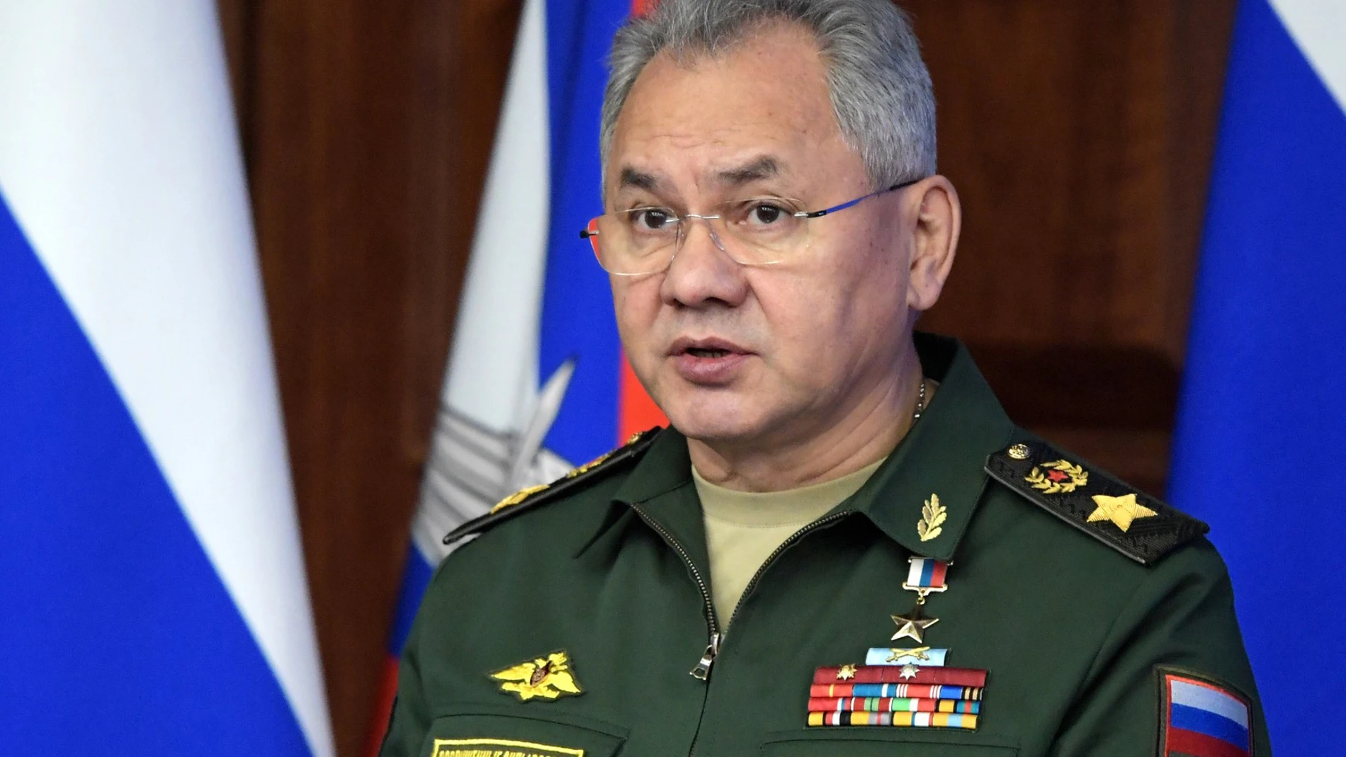 El ministro de Defensa ruso, Sergei Shoigu, pronuncia un discurso durante la Reunión Ampliada de la Junta del Ministerio de Defensa