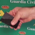 Tarjeta convertible en navaja