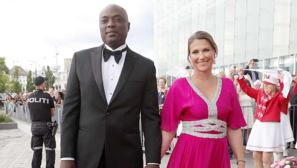 La princesa Marta Luisa de Noruega y su prometido, Durek Verrett