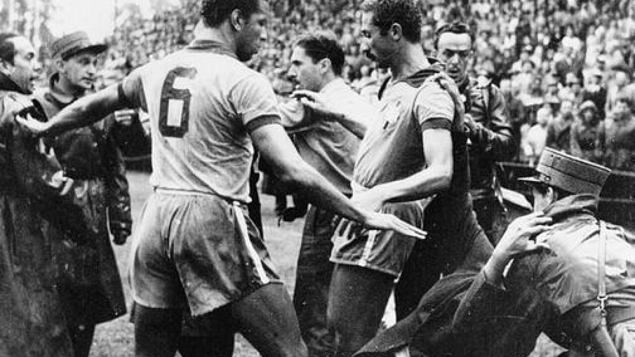 “La batalla de Berna”: el partido más violento e infame de la historia ...