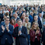 El president de la Generalitat, Ximo Puig (c), este lunes en la cumbre municipal Alianza Valenciana contra la Inflación