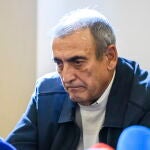 Ángel Bejarano, el padre del joven detenido de Mairena del Aljarafe (Sevilla) que sufrió una parada cardiorrespiratoria durante una actuación policial . EFE/ Raúl Caro.