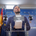 El portavoz de ERC en el Congreso de los Diputados, Gabriel Rufián, durante una rueda de prensa anterior a la Junta de Portavoces en el Congreso de los Diputados