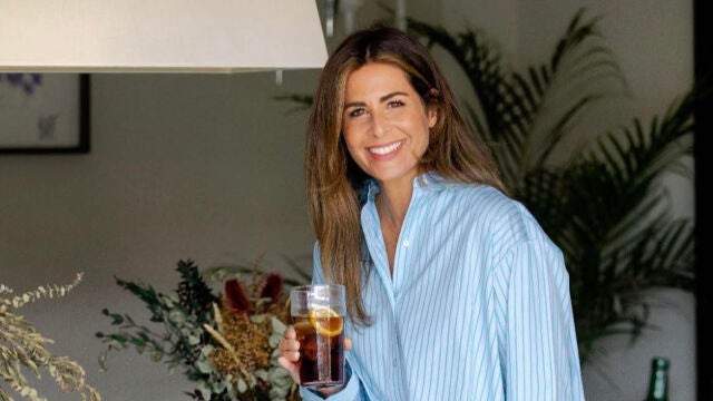 Nuria Roca con uniforme de otoño.