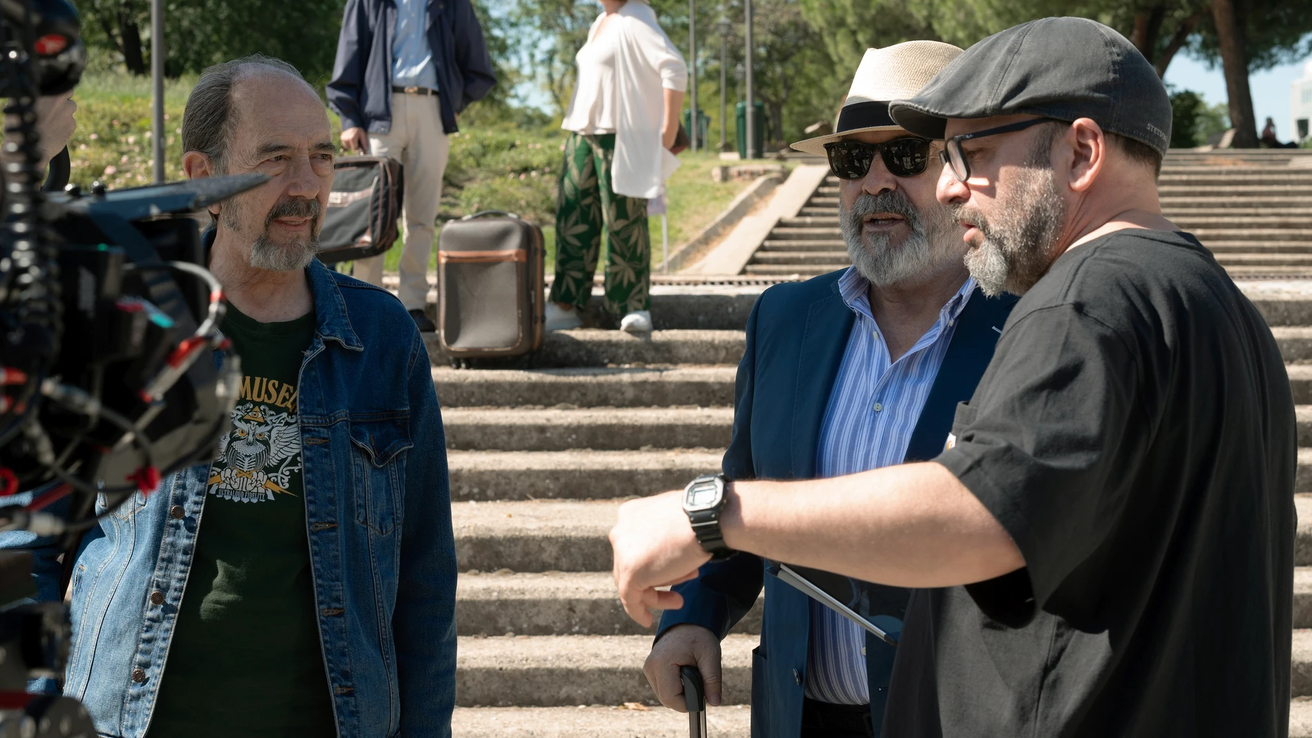 Juan Cavestany en un momento del rodaje junto a Miguel Rellán y Antonio Resines