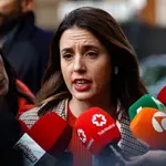 La ministra de Igualdad, Irene Montero, realiza declaraciones a los medios a su llegada al acto "A ti te importa: Estrategia de Erradicación de la violencia contra la Infancia y Adolescencia" este miércoles