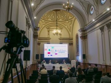 El Proyecto Edufinet de Unicaja clausura en Málaga el V Congreso de Educación Financiera con más de 350 inscritos.UNICAJA18/11/2022