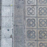 La cl&aacute;sica baldosa de Barcelona, el "Panot"