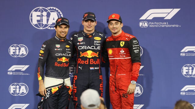 Sergio Pérez, Max Verstappen y Charles Leclerc, en Abu Dabi