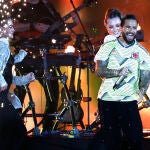 -FOTODELDÍA- DOHA, 19/11/2022.- El colombiano Maluma durante su actuación este sábado en la inauguración del 'FIFA Fan Festival' de Doha, en el que se interpretó el primer himno de la fiesta, 'Tukoh Taka'.El Mundial FIFA Qatar 2022 se disputará en el país árabe del 20 de noviembre al 18 de diciembre. EFE/ Rodrigo Jiménez