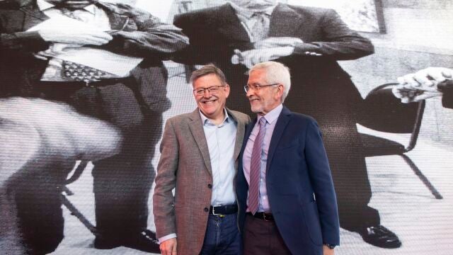 El presidente de la Generalitat y secretario general del PSPV-PSOE, Ximo Puig, y el expresident Joan Lerma