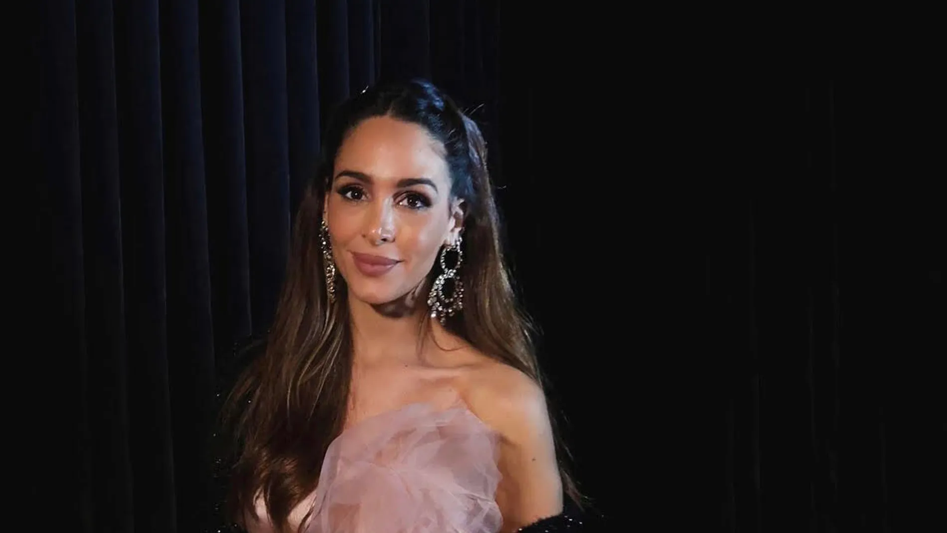 Rocío Osorno con look de Zara perfecto para Navidad.