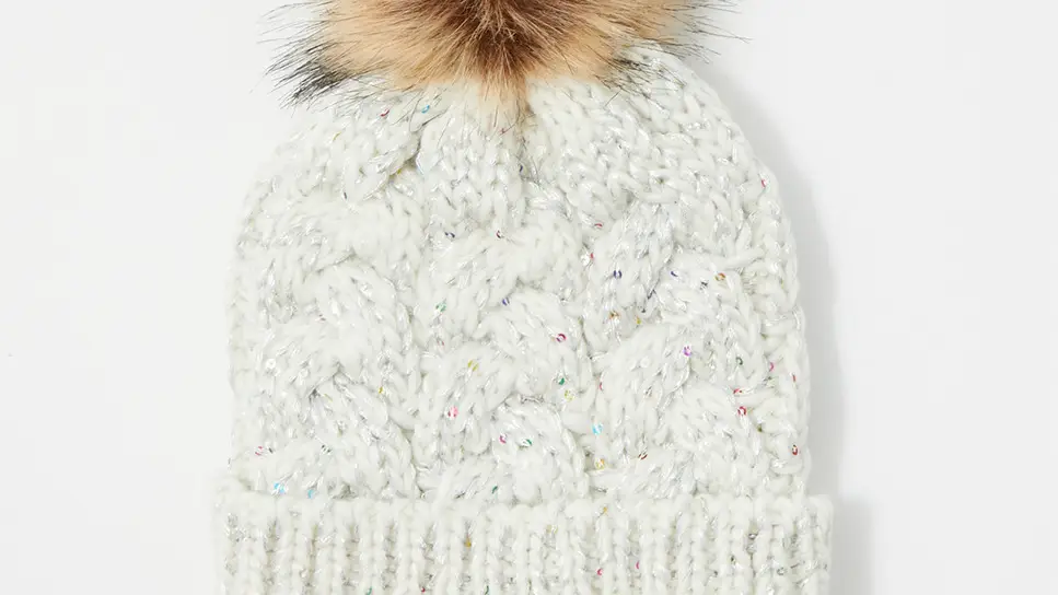Gorro trenzado, de Sfera