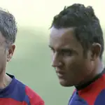 Keylor Navas y Joaquín Caparrós en un entrenamiento con el Levante