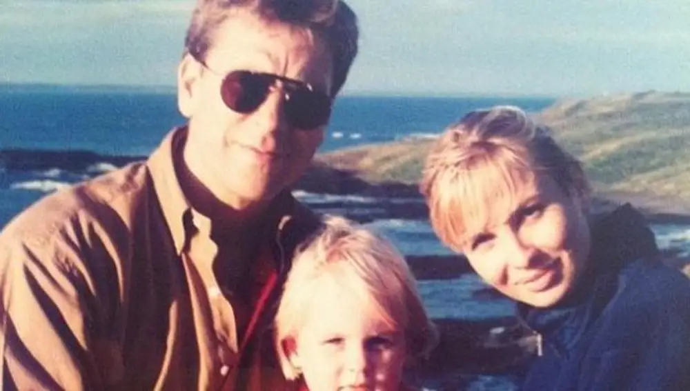 Corinna Larsen, su primer marido, Philip Adkins y la pequeña Anastasia