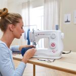 Máquina de coser de la marca Singer