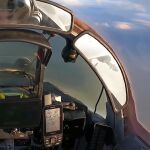 Un Mig-29 ucraniano lanza un misil HARM