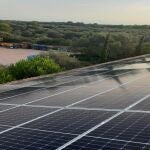 Planta fotovoltaica instalada en una cubierta