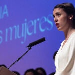 La ministra de Igualdad, Irene Montero, interviene durante la entrega de reconocimientos con motivo del 25N