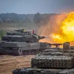 Blindados españoles en Letonia, donde España ha reforzado su presencia por la guerra