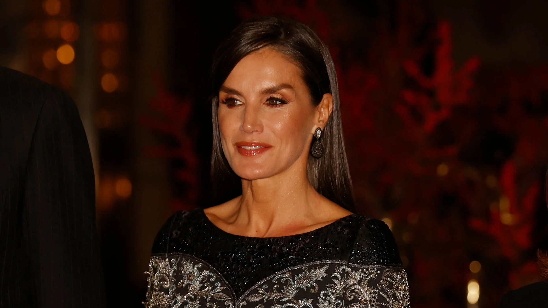 La Reina Letizia presiden los Premios de Periodismo Francisco Cerecedo.