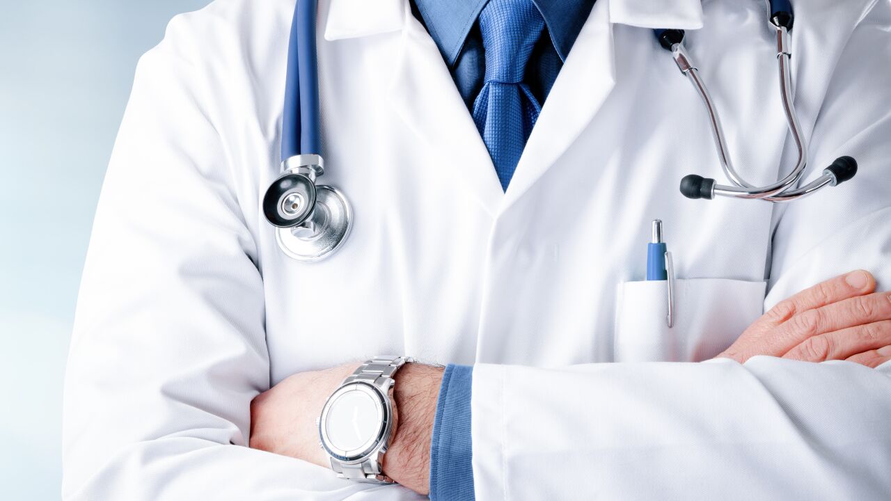 Los 50 médicos y especialistas mejor valorados de España en 2022