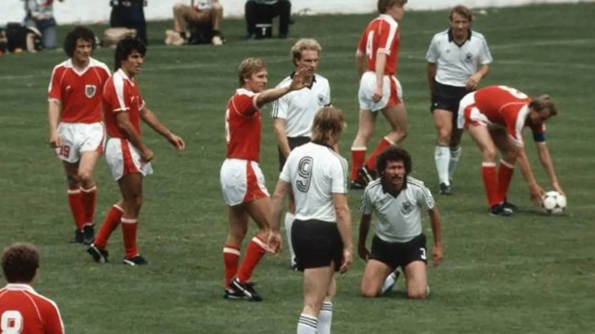 El Alemania-Austria en la primera fase del Mundial'82 fue uno de los mayores tongos de la historia