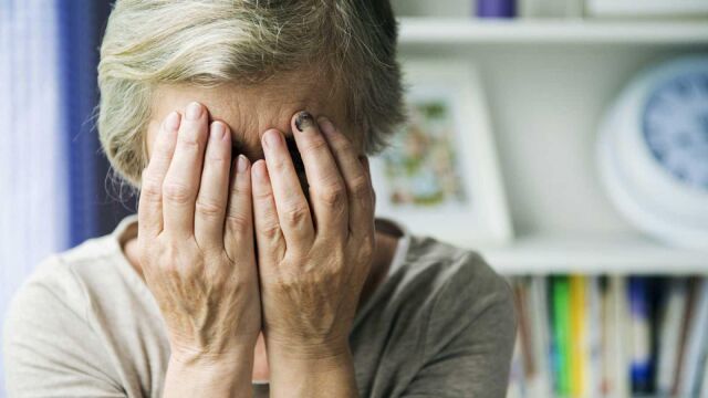 Cruz Roja alerta de la creciente vulnerabilidad de las mujeres mayores