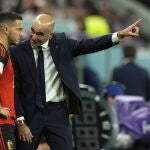Roberto Martínez, seleccionador de Bélgica, con Hazard.