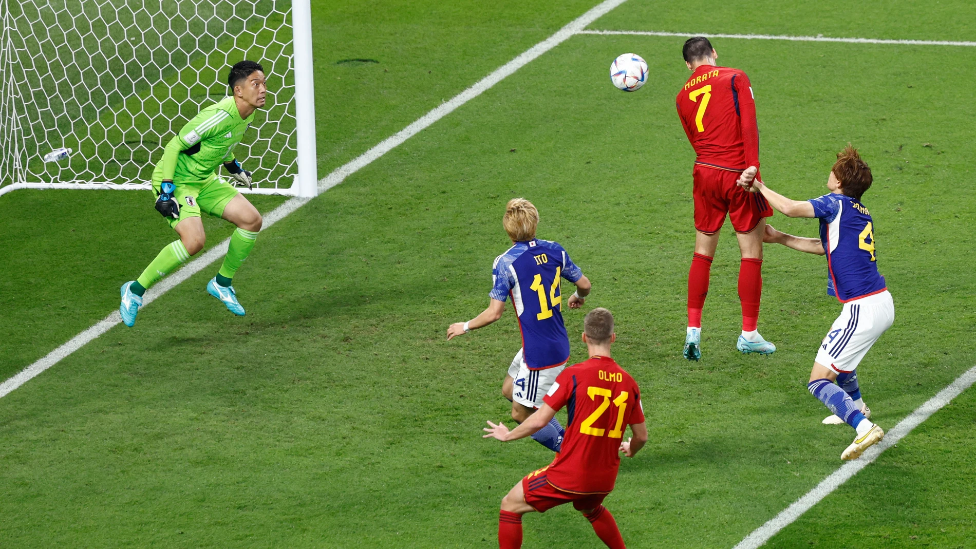 Morata fue titular, marcó el gol y fue sustituido