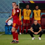 Luis Enrique da instrucciones en un momento del partido contra Japón