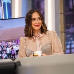 Tamara Falcó con blusa lazo.