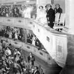 Carmen Polo, en la reapertura del Teatro Real en 1966