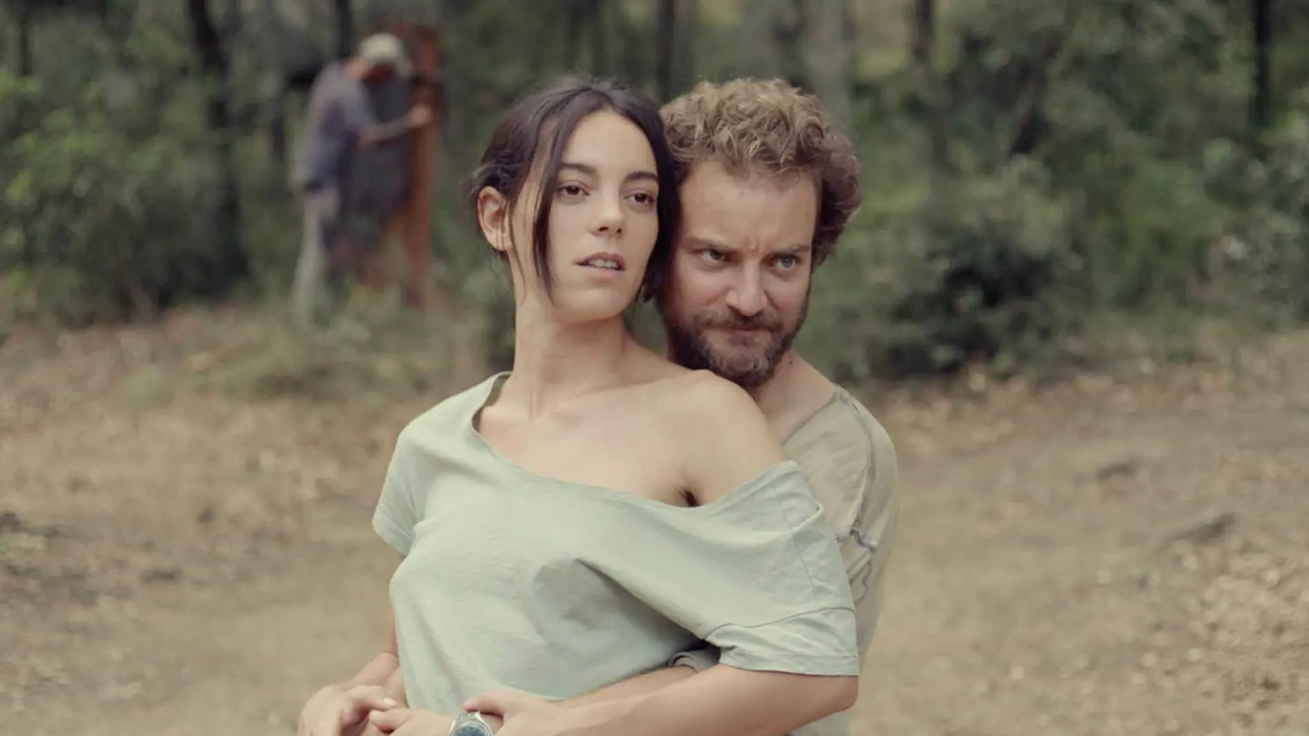 Vicky Luengo y Pol López en "Suro"