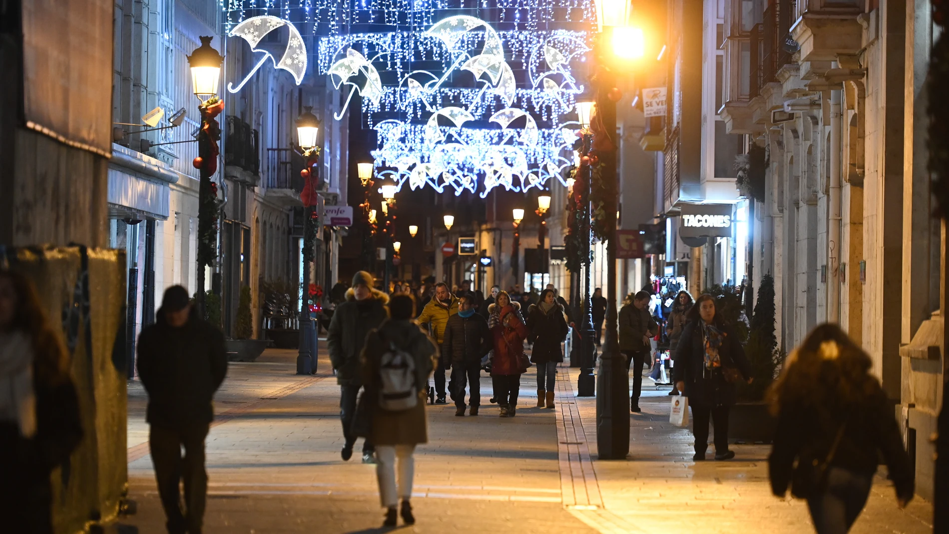 Inauguración del XXV Mercado Navideño de Oficios Artesanos y del encendido de Burgos.