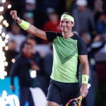 Nadal celebra su victoria ante Ruud en el último partido de la gira latinoamericana