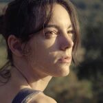 Vicky Luengo da vida a Elena, una arquitecta que se muda a la masía heredada de su tía en "Suro"