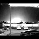 Captura de pantalla del circuito cerrado de televisión que muestra la explosión en la base aérea rusa Engels-2
