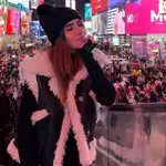 Mery Turiel en Nueva York con las UGG mini que todas queremos.